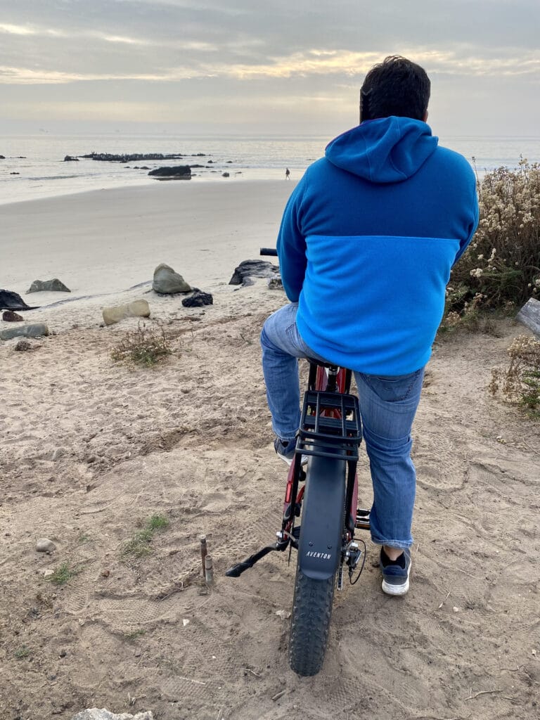 Aventon Omar